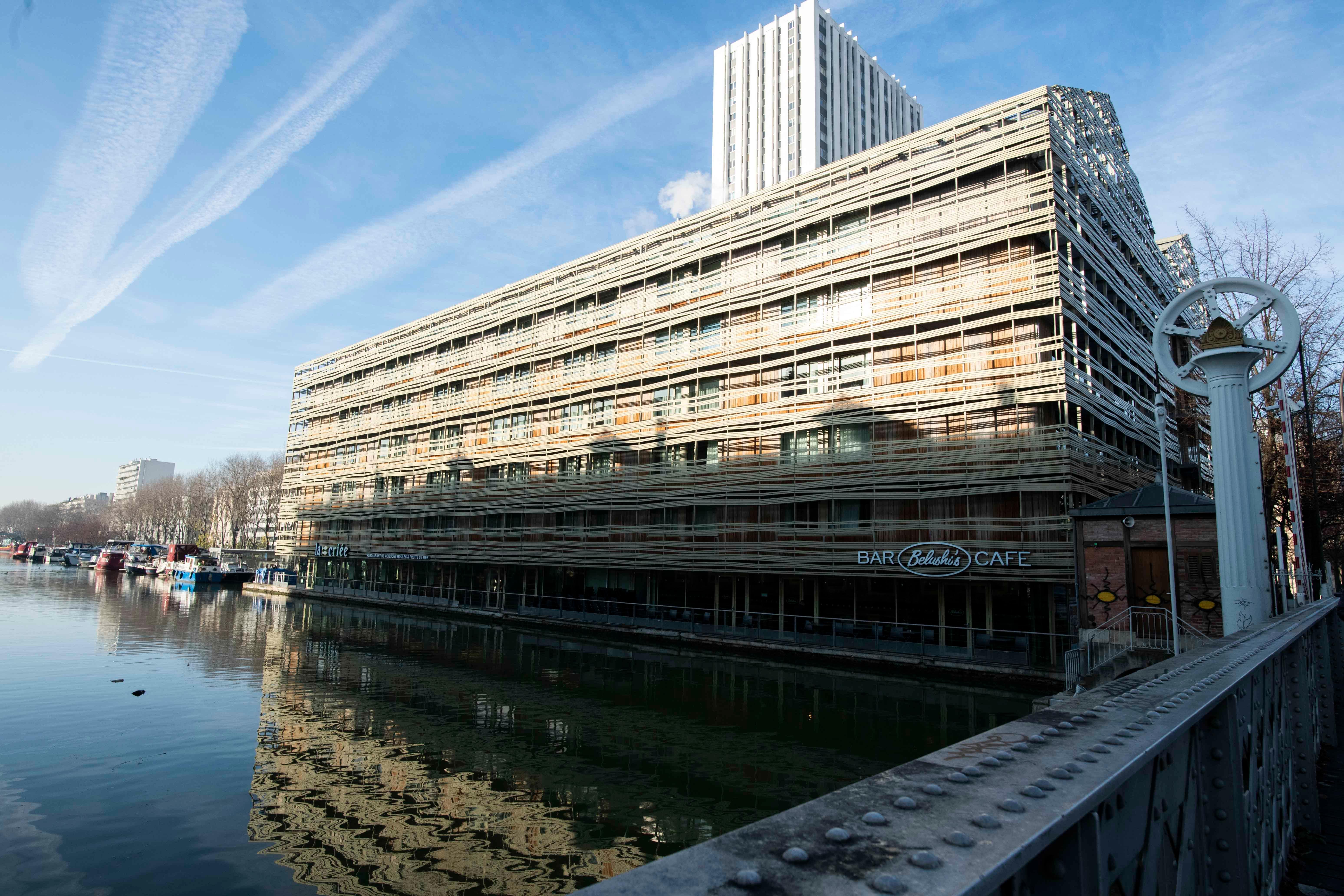 Holiday Inn Express Paris-Canal De La Villette, An Ihg Hotel Exterior photo