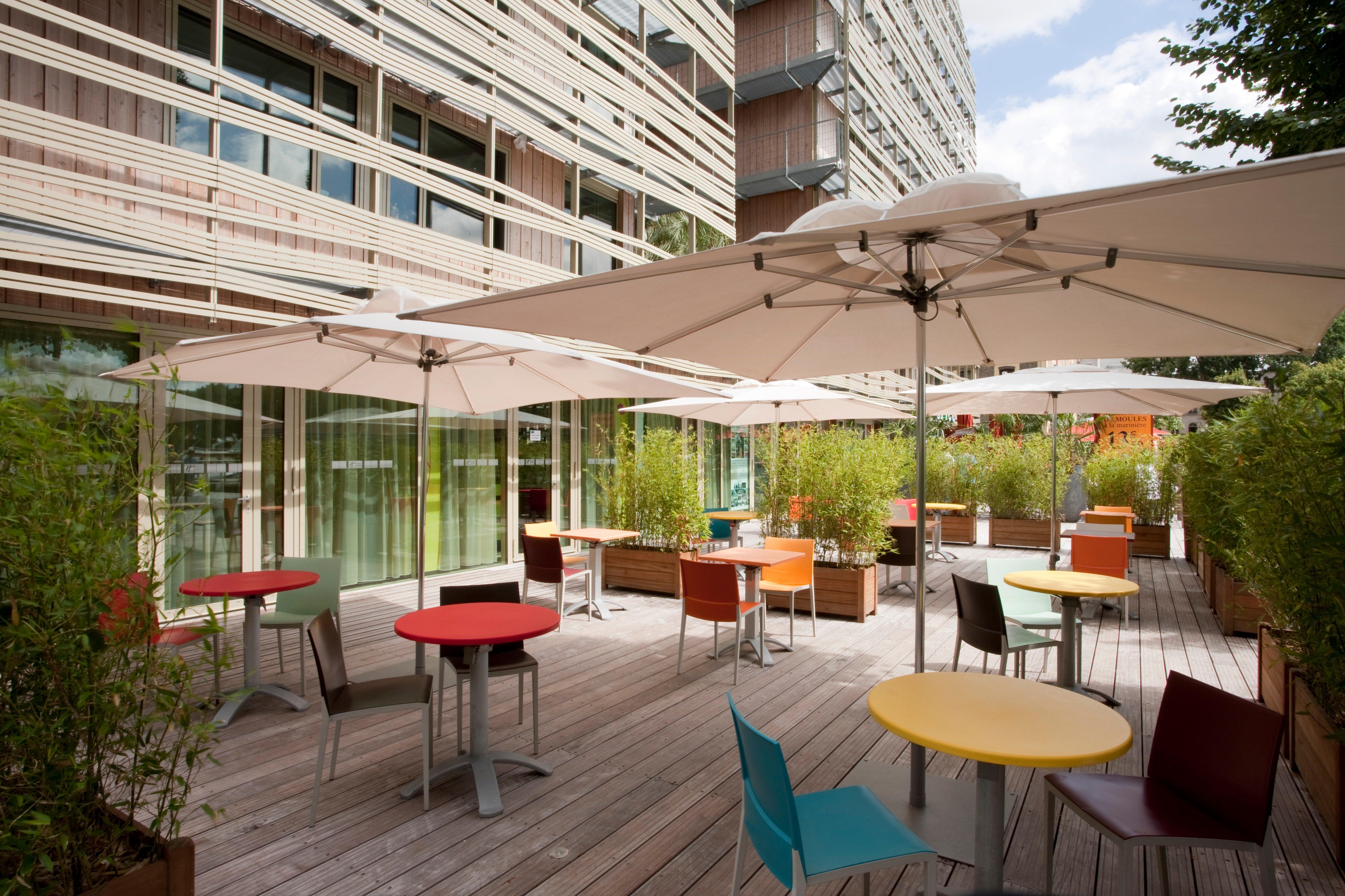 Holiday Inn Express Paris-Canal De La Villette, An Ihg Hotel Exterior photo