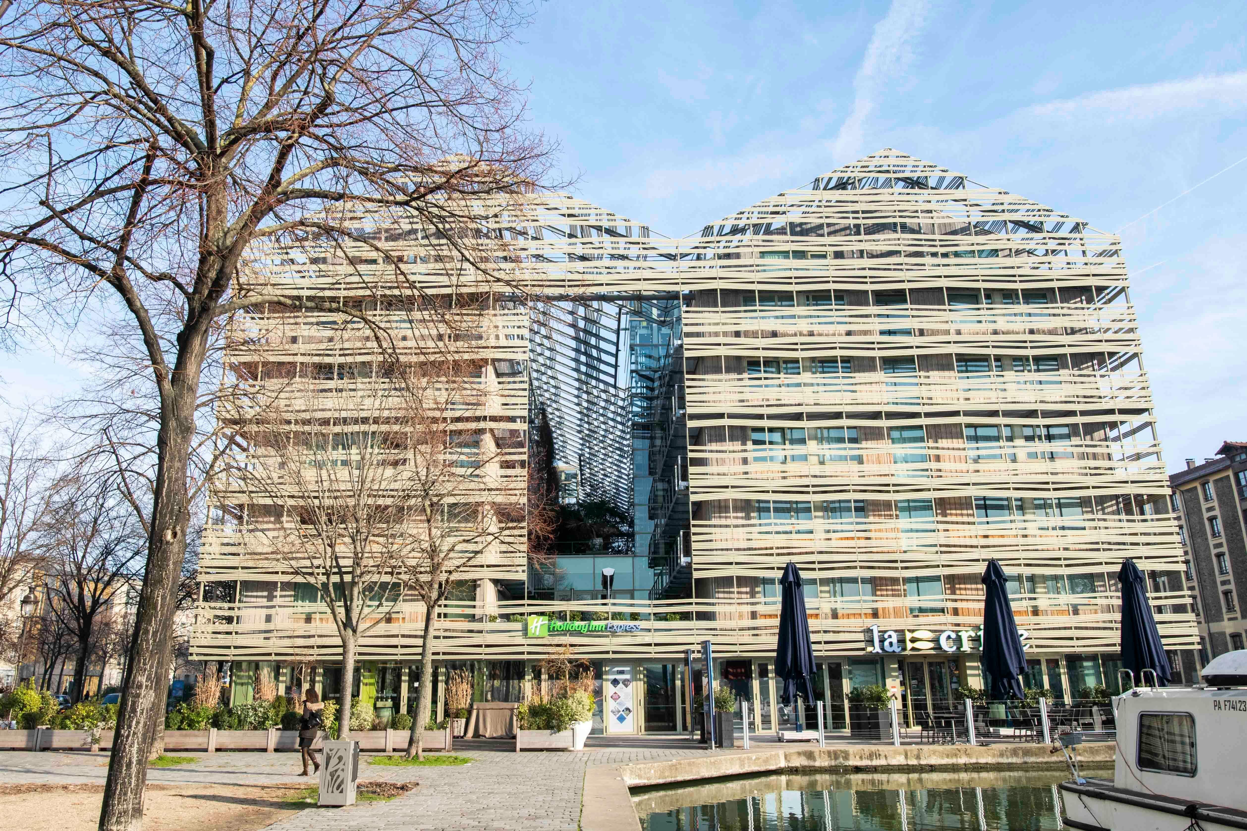 Holiday Inn Express Paris-Canal De La Villette, An Ihg Hotel Exterior photo