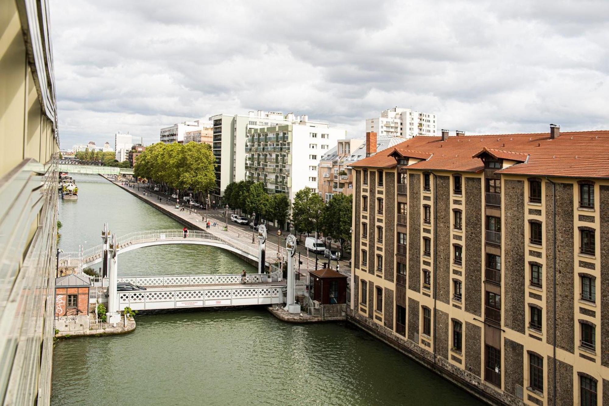 Holiday Inn Express Paris-Canal De La Villette, An Ihg Hotel Exterior photo