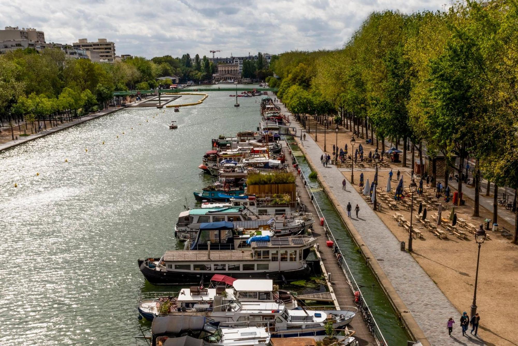 Holiday Inn Express Paris-Canal De La Villette, An Ihg Hotel Exterior photo